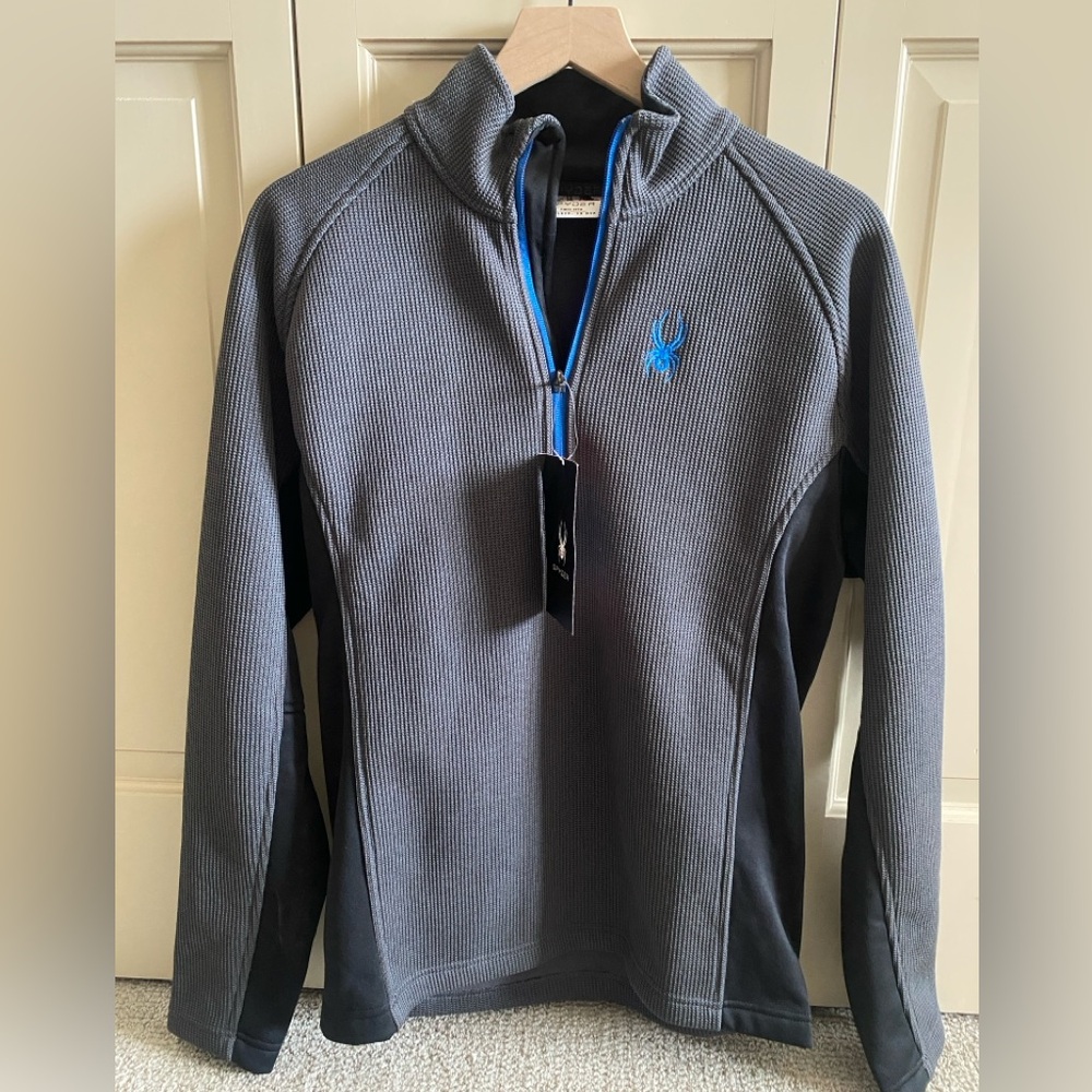 NWT Spyder Black and Gray Pullover